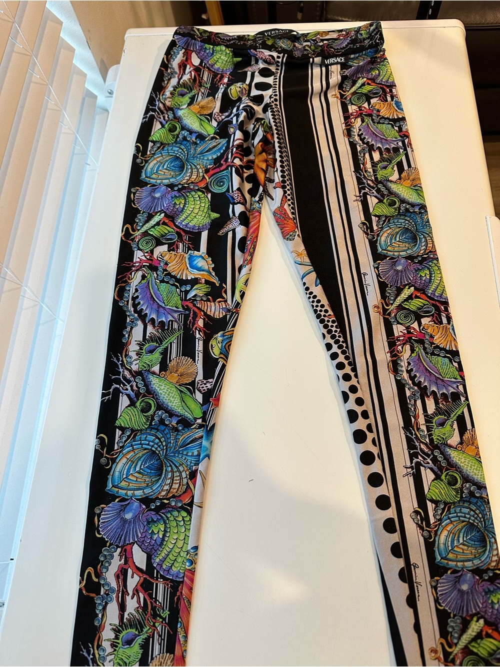 Versace Black White Green Baroque Sea-Print Trousers size 36 -XS / Small - Picture 2 of 5
